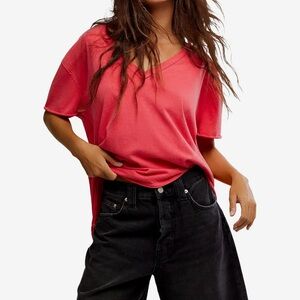 Free People Nina tee, v-neck, oversized fit, red, Size XS.